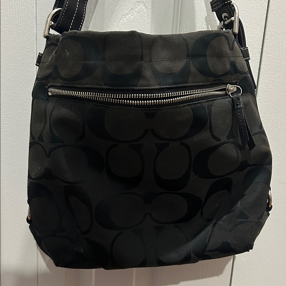 Coach Black Shoulder Bag - Picture 3 of 6